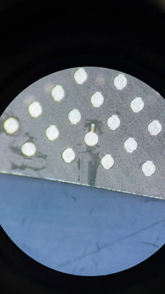 Reparație reballing NAND iPhone 11 cu jumper circuit – soluție pentru repornire ciclică Bucureșt