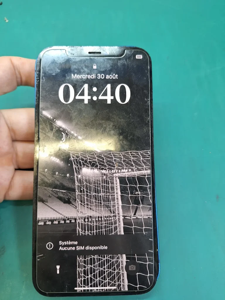 Tehnologie microelectronica avansata pentru reparatii iPhone in Bucuresti